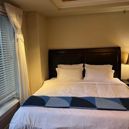 Lucky Suite, Two-Bedroom Suite With Independent Entrance In Richmond Close To Yvr Exteriér fotografie