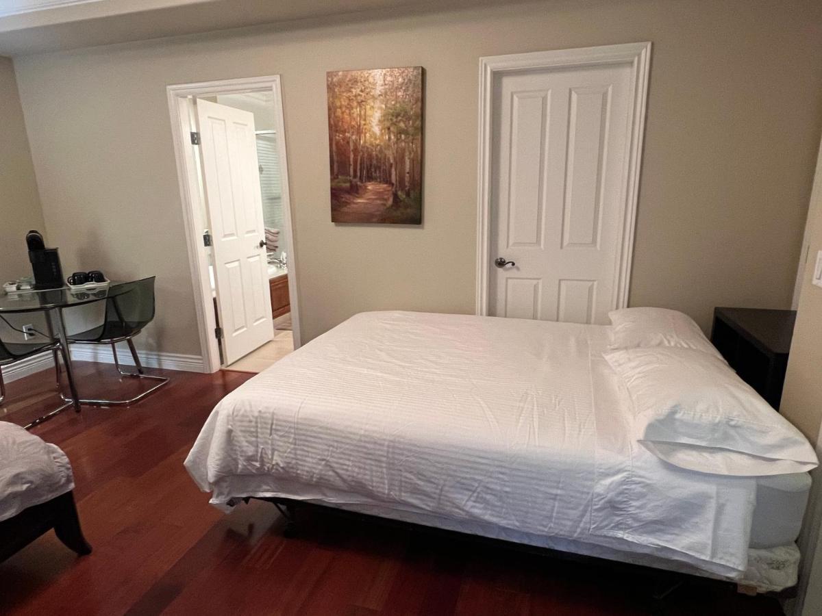 Lucky Suite, Two-Bedroom Suite With Independent Entrance In Richmond Close To Yvr Exteriér fotografie